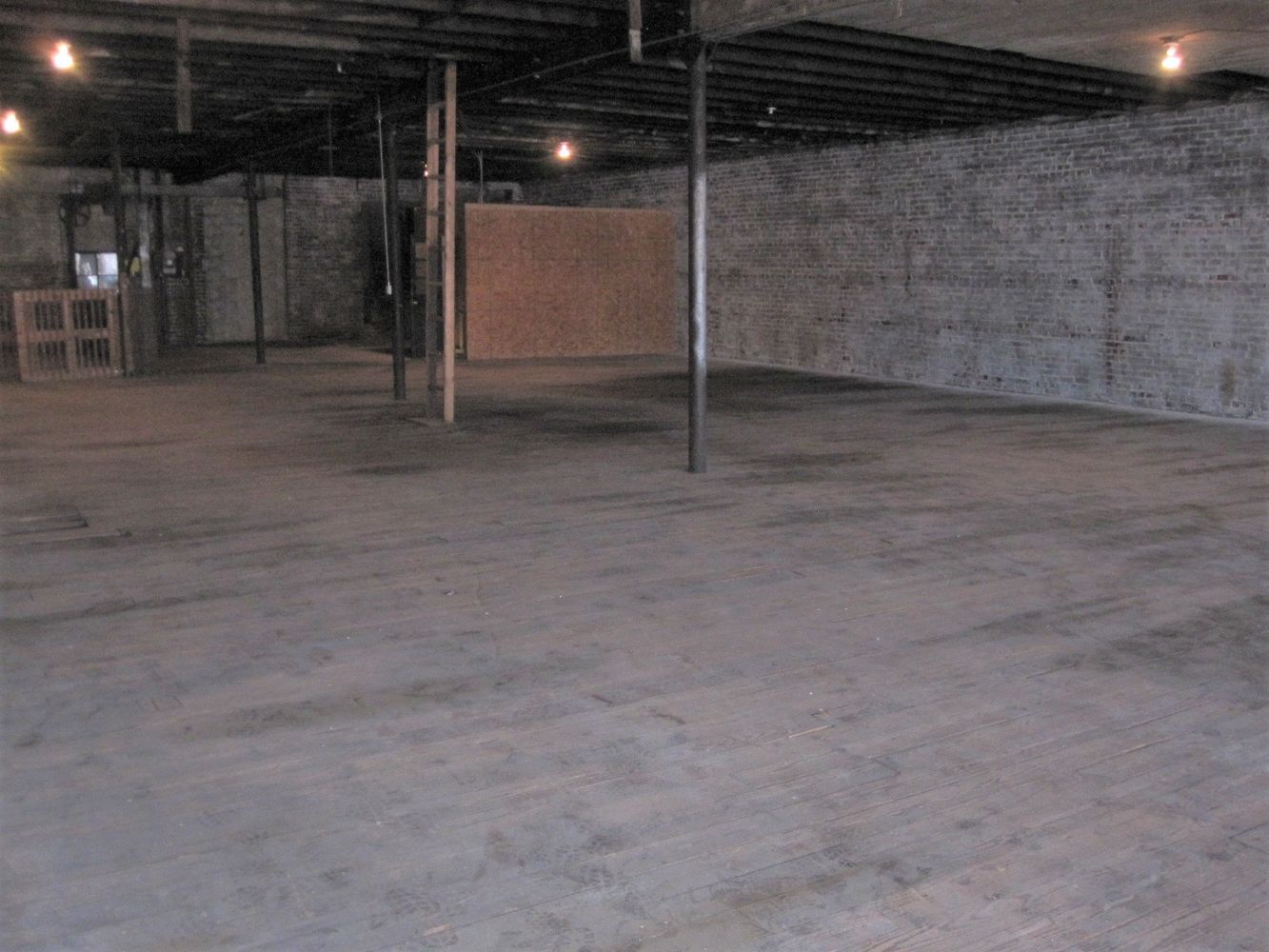 213 S State St, Jerseyville, IL 62052